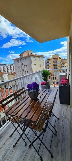 Sunrisemare Vacational Studio Росас Экстерьер фото